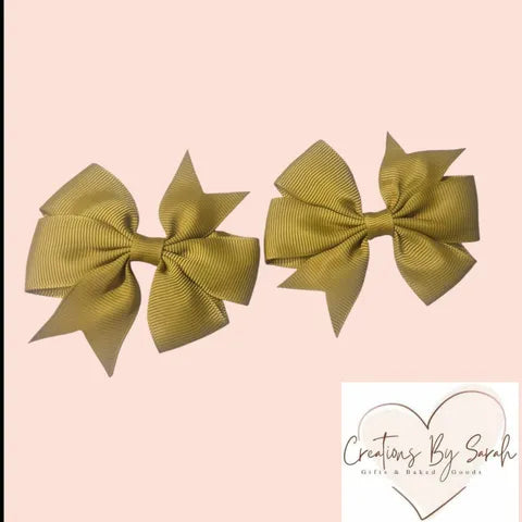 Mustard Bow Clip