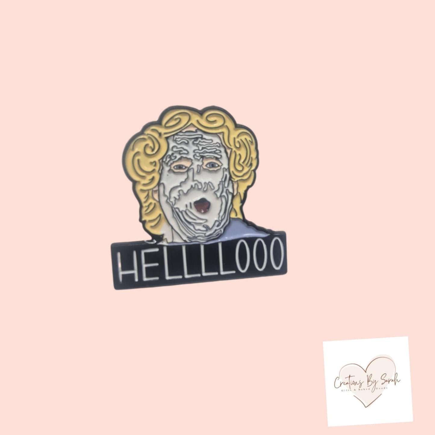 Helllo pin badge miss doutfire
