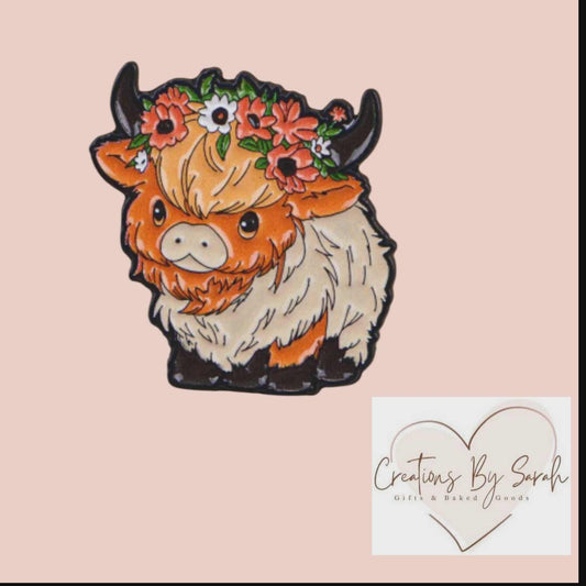Cute Highland Cow With Flower In Hair Pin Badge