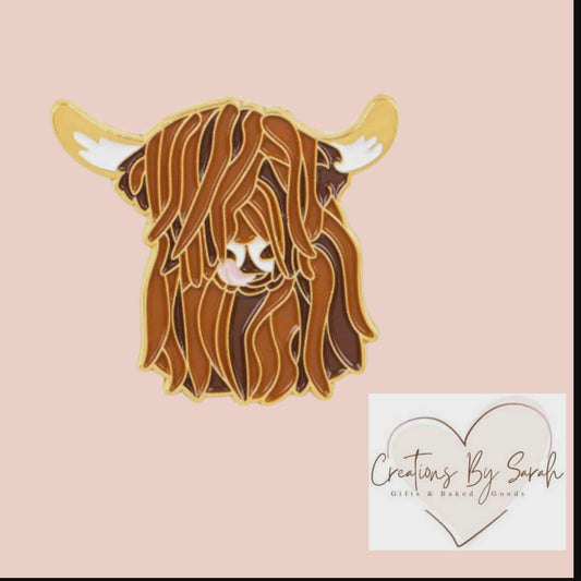 Cute Highland Cow Pin Badge